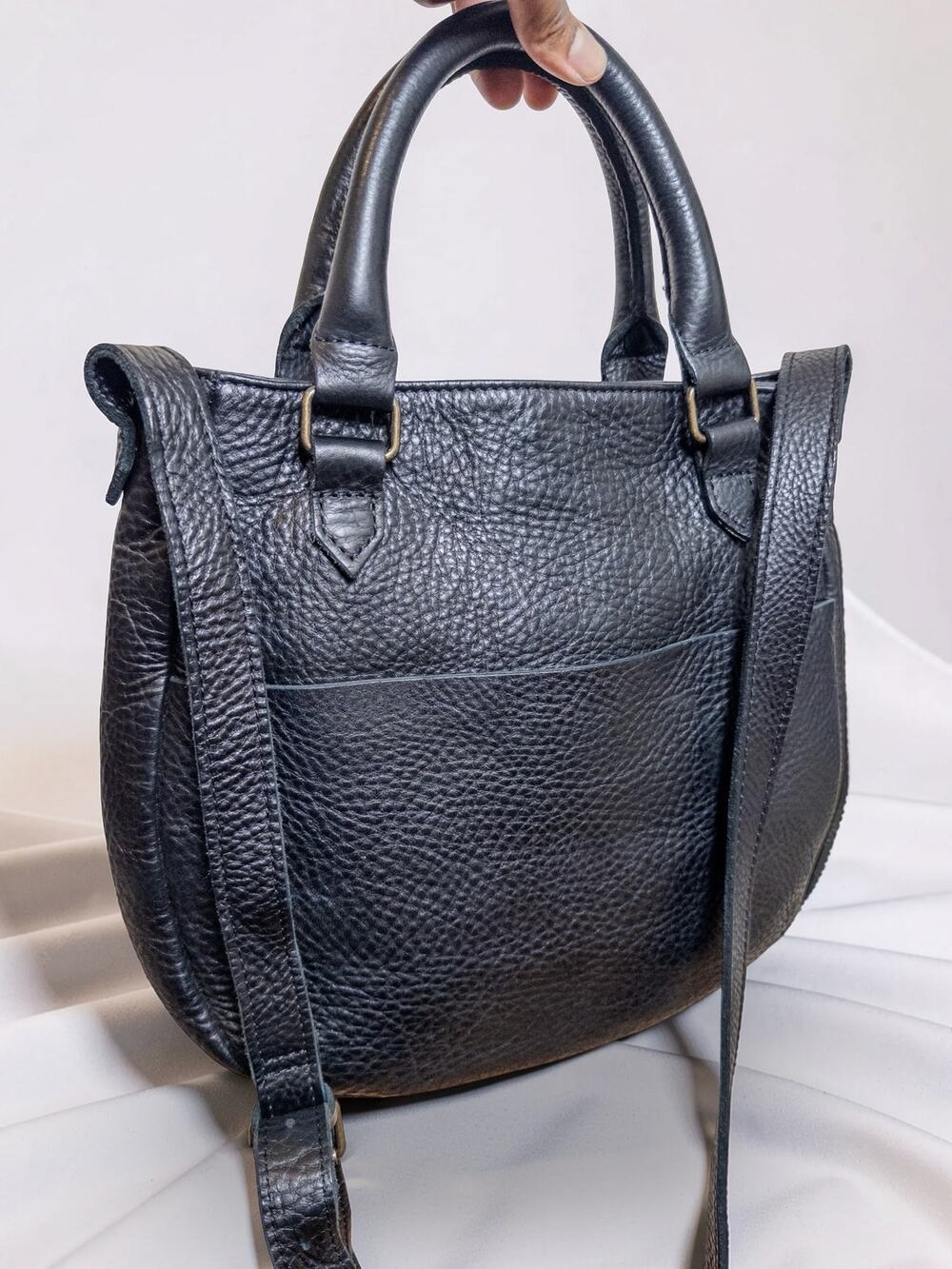 Duluth Trading Lifetime Leather Black Full Grain Crossbody Handbag